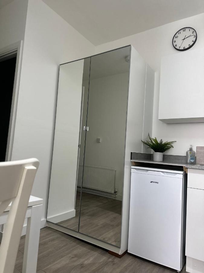 High Barnet Studio Flat Eksteriør bilde